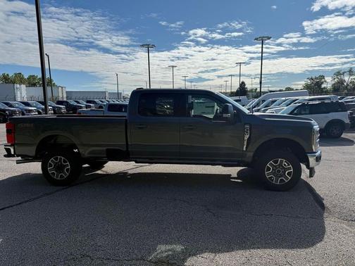 2026 Ford F-350 Lariat