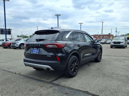Agate Black Metallic 2024 Ford Escape Active