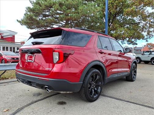 2024 Ford Explorer ST-Line