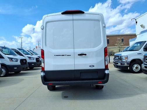 Oxford White 2026 Ford Transit-250 Base