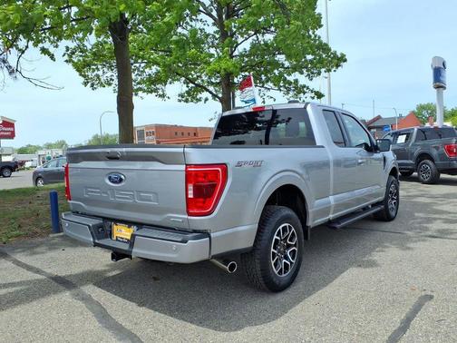 Iconic Silver Metallic 2023 Ford F-150 XLT