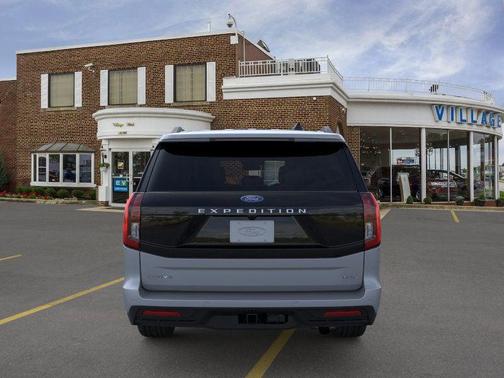 2026 Ford Expedition Max Active 4x4