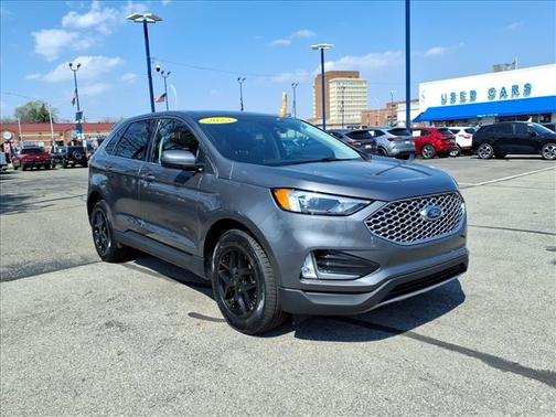 Carbonized Gray Metallic 2023 Ford Edge SEL