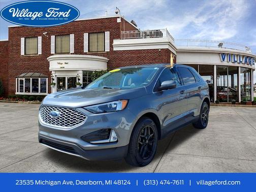Carbonized Gray Metallic 2023 Ford Edge SEL
