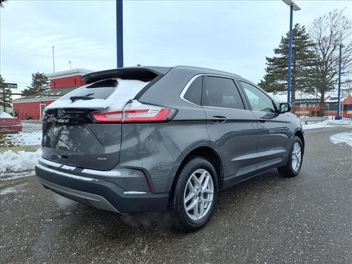 2021 Ford Edge SEL