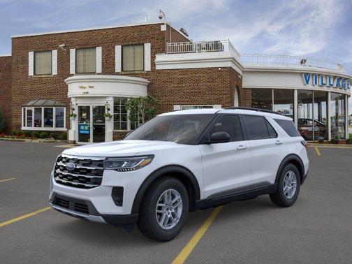Space White Metallic 2026 Ford Explorer Active