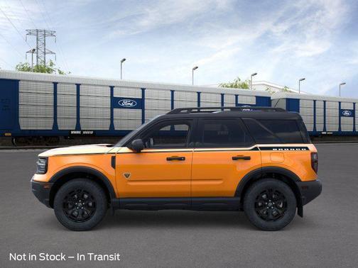 Orange Fury Metallic Tri-Coat 2026 Ford Bronco Sport Badlands