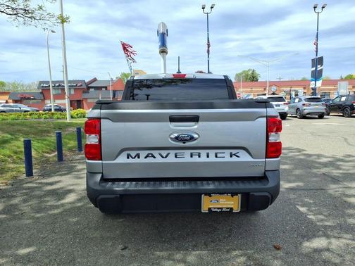 Silver Metallic 2024 Ford Maverick XLT
