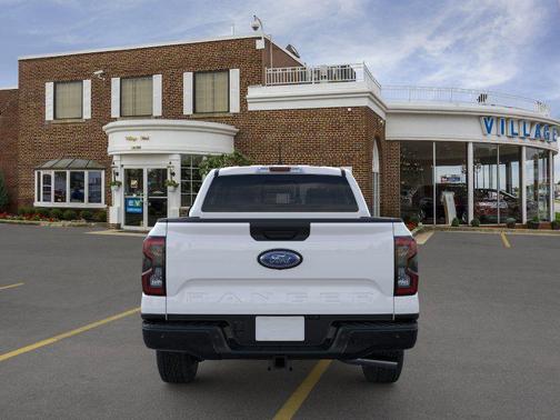 Oxford White 2025 Ford Ranger LARIAT