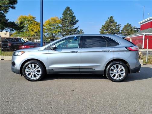 2021 Ford Edge Titanium