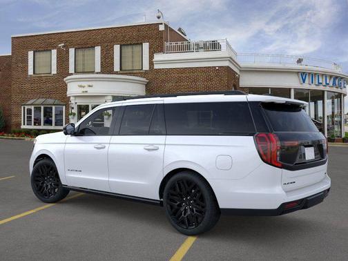 Star White Metallic Tri-Coat 2026 Ford Expedition Max Platinum