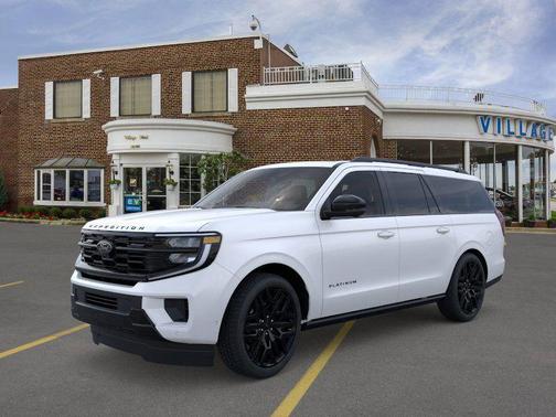 Star White Metallic Tri-Coat 2026 Ford Expedition Max Platinum