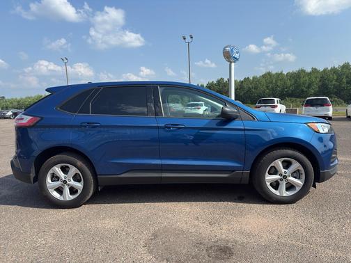 2024 Ford Edge SE