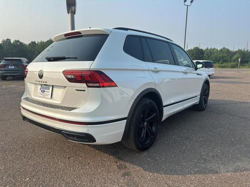 2023 Volkswagen Tiguan 2.0T SE R-Line Black 4MOTION