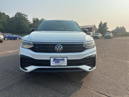 2023 Volkswagen Tiguan 2.0T SE R-Line Black 4MOTION