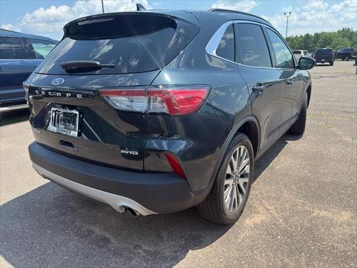 2022 Ford Escape Titanium