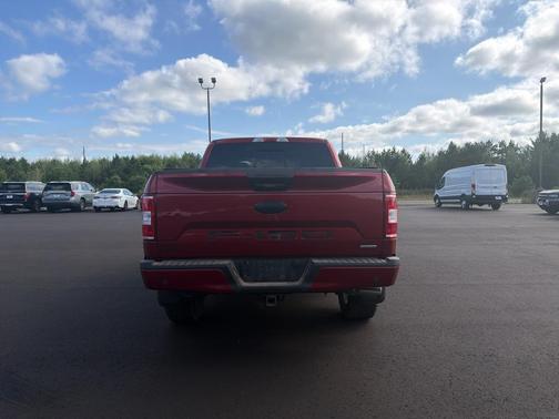 Ruby Red Metallic Tinted Clearcoat 2019 Ford F-150 XLT