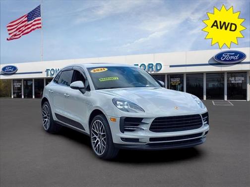 2021 Porsche Macan Base