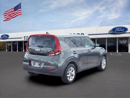 2022 Kia Soul LX