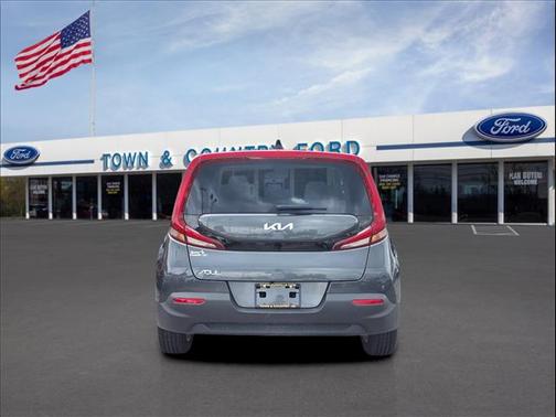 2022 Kia Soul LX