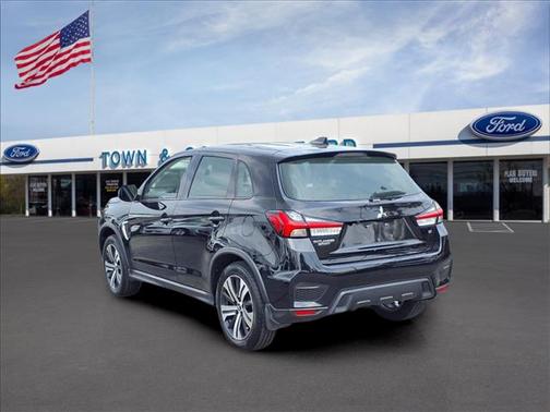 2022 Mitsubishi Outlander Sport SE