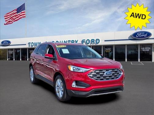 2022 Ford Edge Titanium
