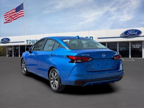 2021 Nissan Versa 1.6 SV