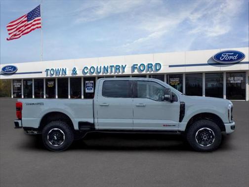 2025 Ford F-250 Platinum