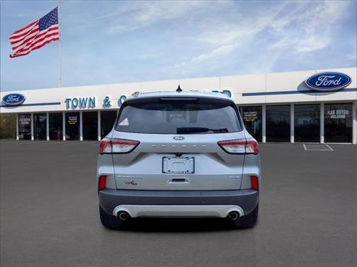 2021 Ford Escape Titanium