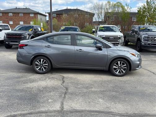 2021 Nissan Versa 1.6 SV