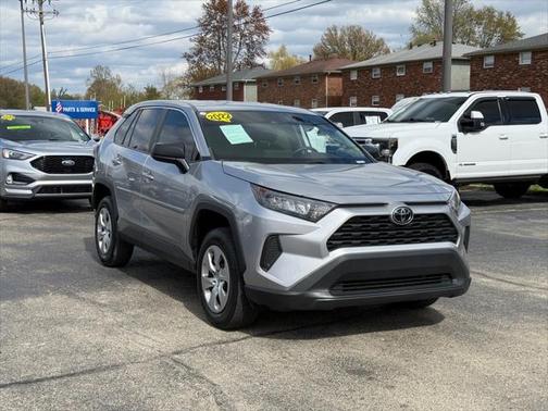 2022 Toyota RAV4 LE