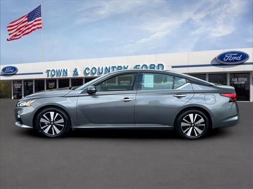2022 Nissan Altima 2.5 SL