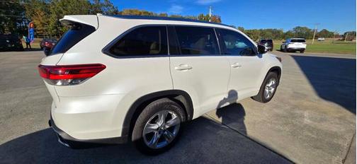 2017 Toyota Highlander Limited Platinum