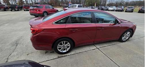 2015 Hyundai SONATA SE