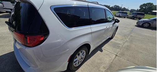 2021 Chrysler Voyager LXI