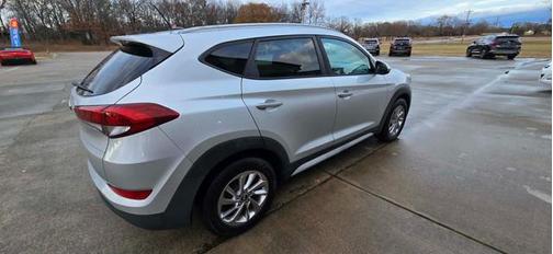 2017 Hyundai TUCSON SE