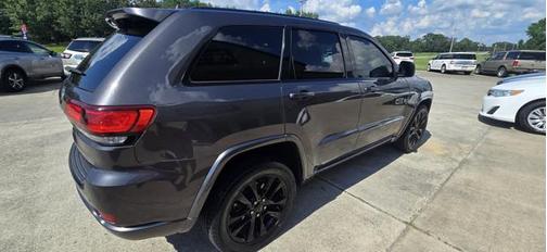 2018 Jeep Grand Cherokee Laredo E