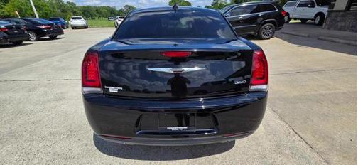 2020 Chrysler 300 Touring