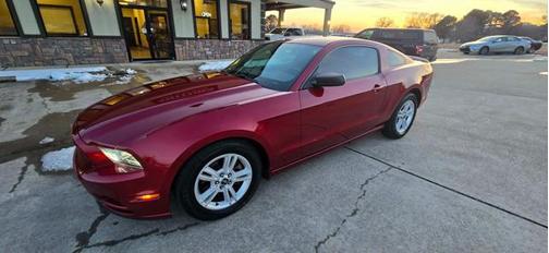 2014 Ford Mustang V6