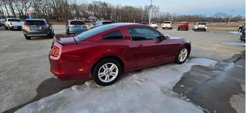 2014 Ford Mustang V6