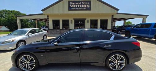 2015 INFINITI Q50 Premium