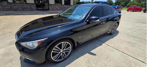 2015 INFINITI Q50 Premium