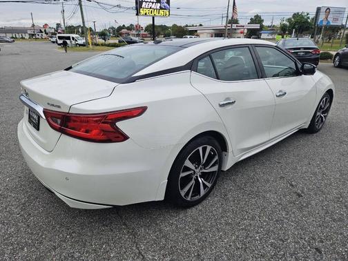 2017 Nissan Maxima 3.5 Platinum