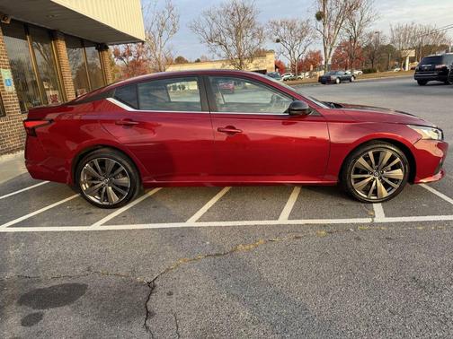 2019 Nissan Altima 2.5 SR