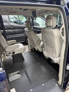 2012 Chrysler Town & Country Limited