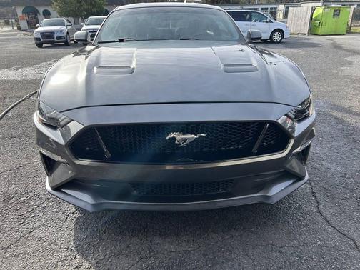 2018 Ford Mustang 
