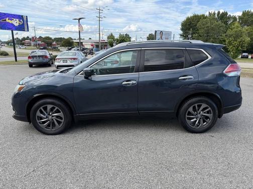 2016 Nissan Rogue SV