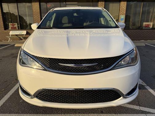 2020 Chrysler Pacifica Touring 4dr Mini Van