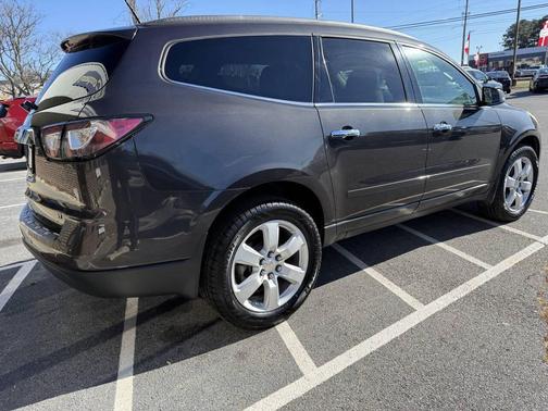2017 Chevrolet Traverse 1LT