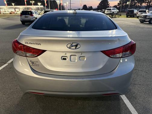 2011 Hyundai ELANTRA GLS